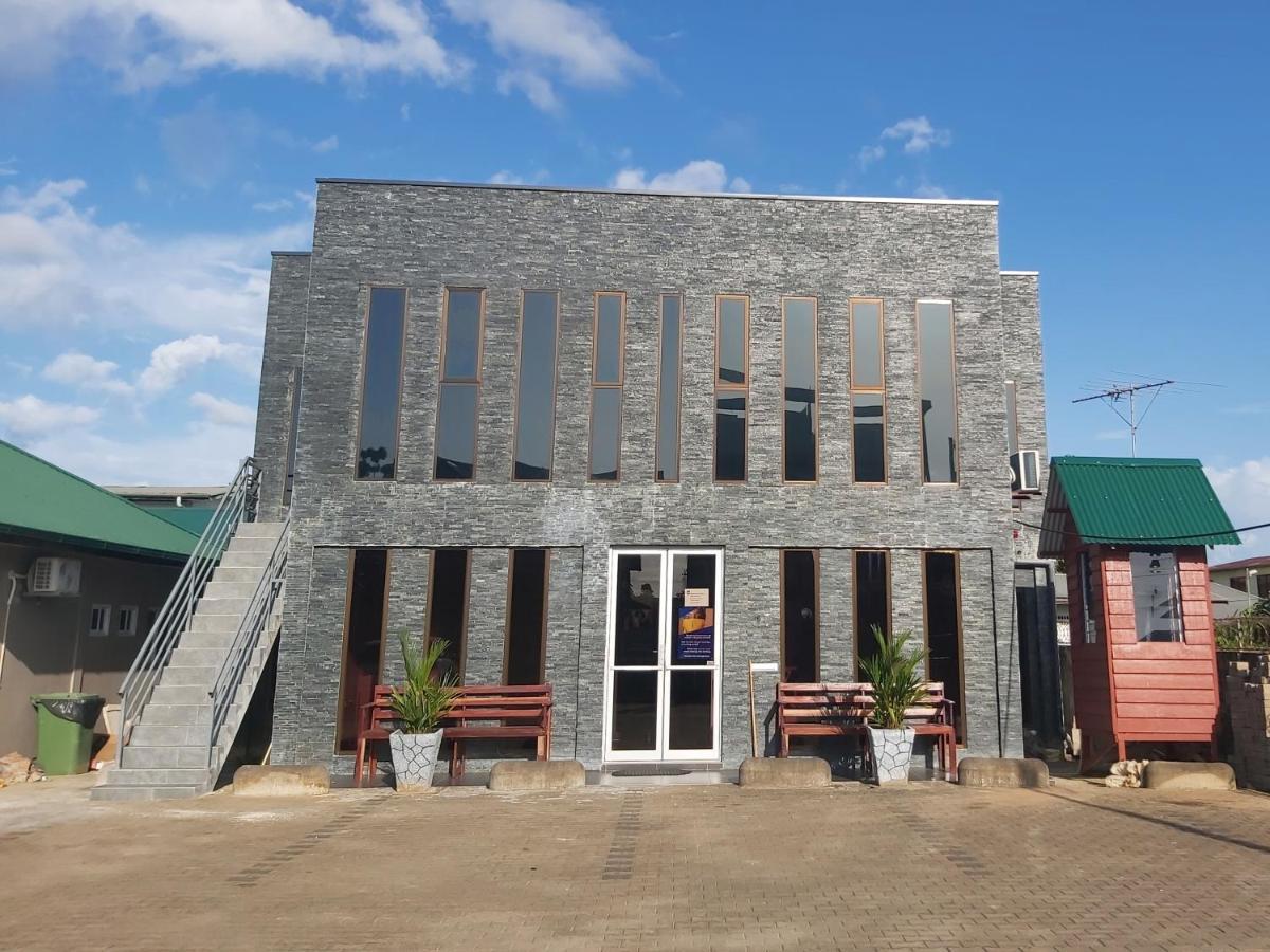 Waterland Suites Paramaribo Exterior photo